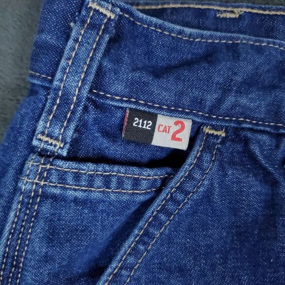 Carhartt FR Jeans Mens 36x36 Blue Denim Flame Resistant Workwear Pants CAT 2 - Picture 4 of 15
